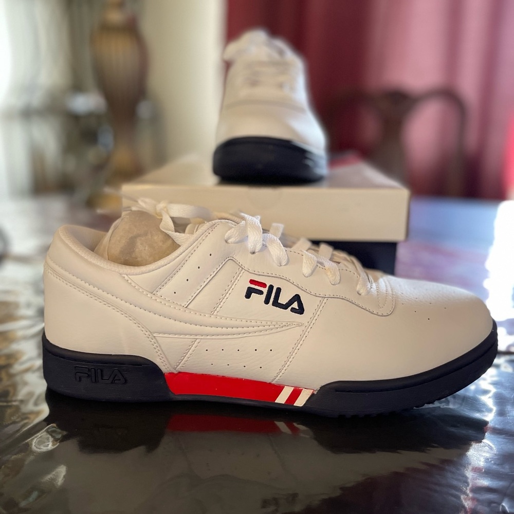 Mens FILA size 12